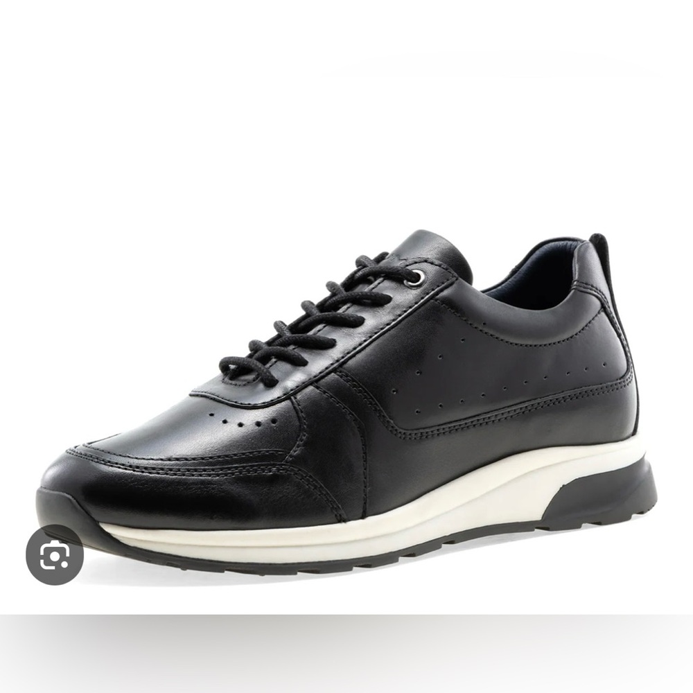 Jump New York Men’s all over Leather Low  Top sneaker, Jino Size 13,New In Box